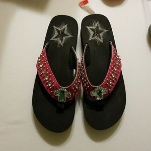 Cross flip flops